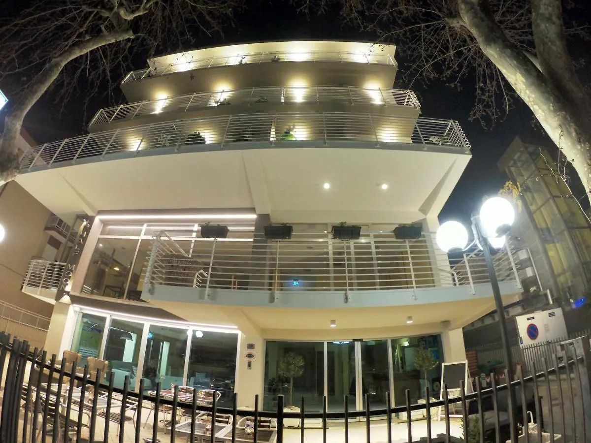 Hotel Half Moon Airport Restaurant Rimini Italy