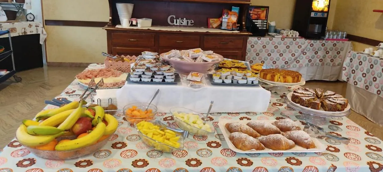 Hotel Half Moon Airport Restaurant Rimini